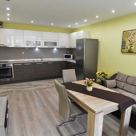 Apartment Deni Burgas Extérieur photo