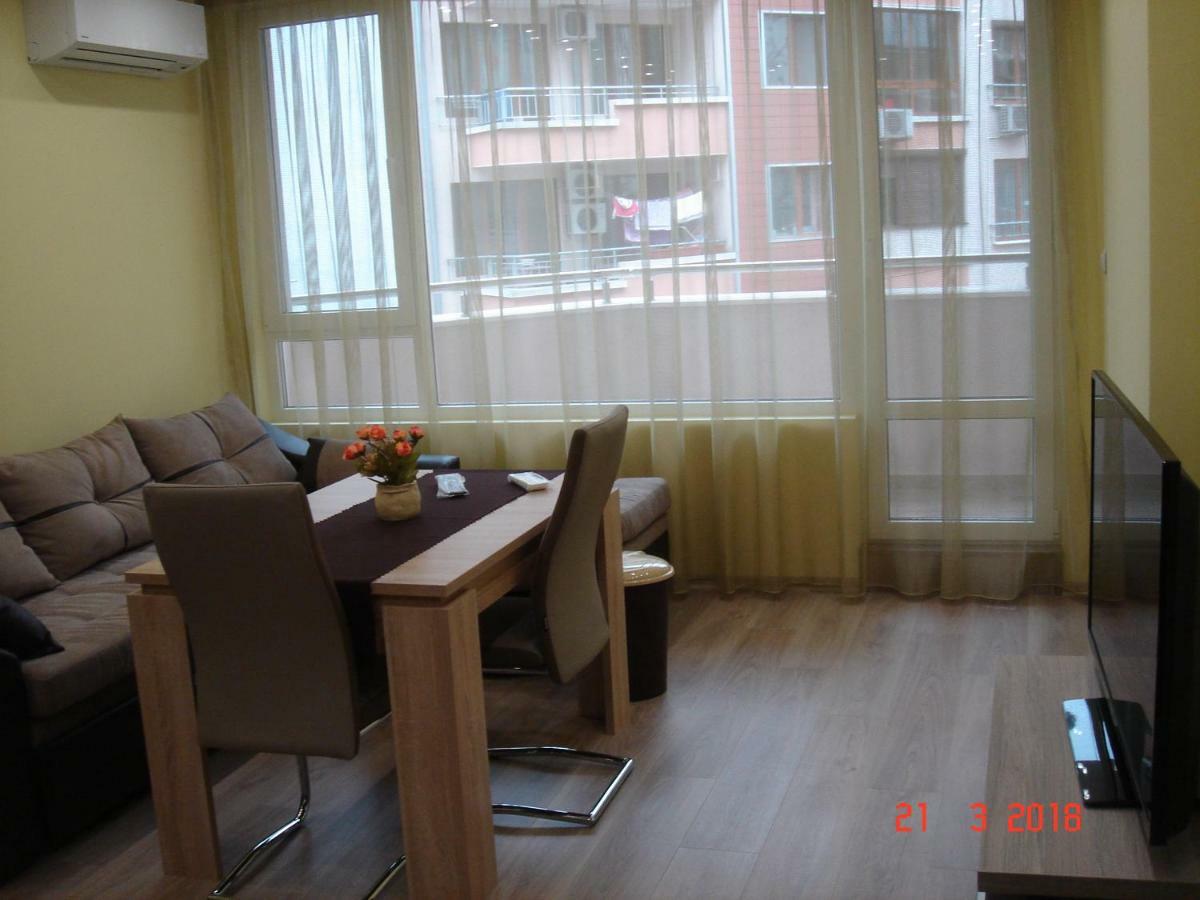 Apartment Deni Burgas Extérieur photo