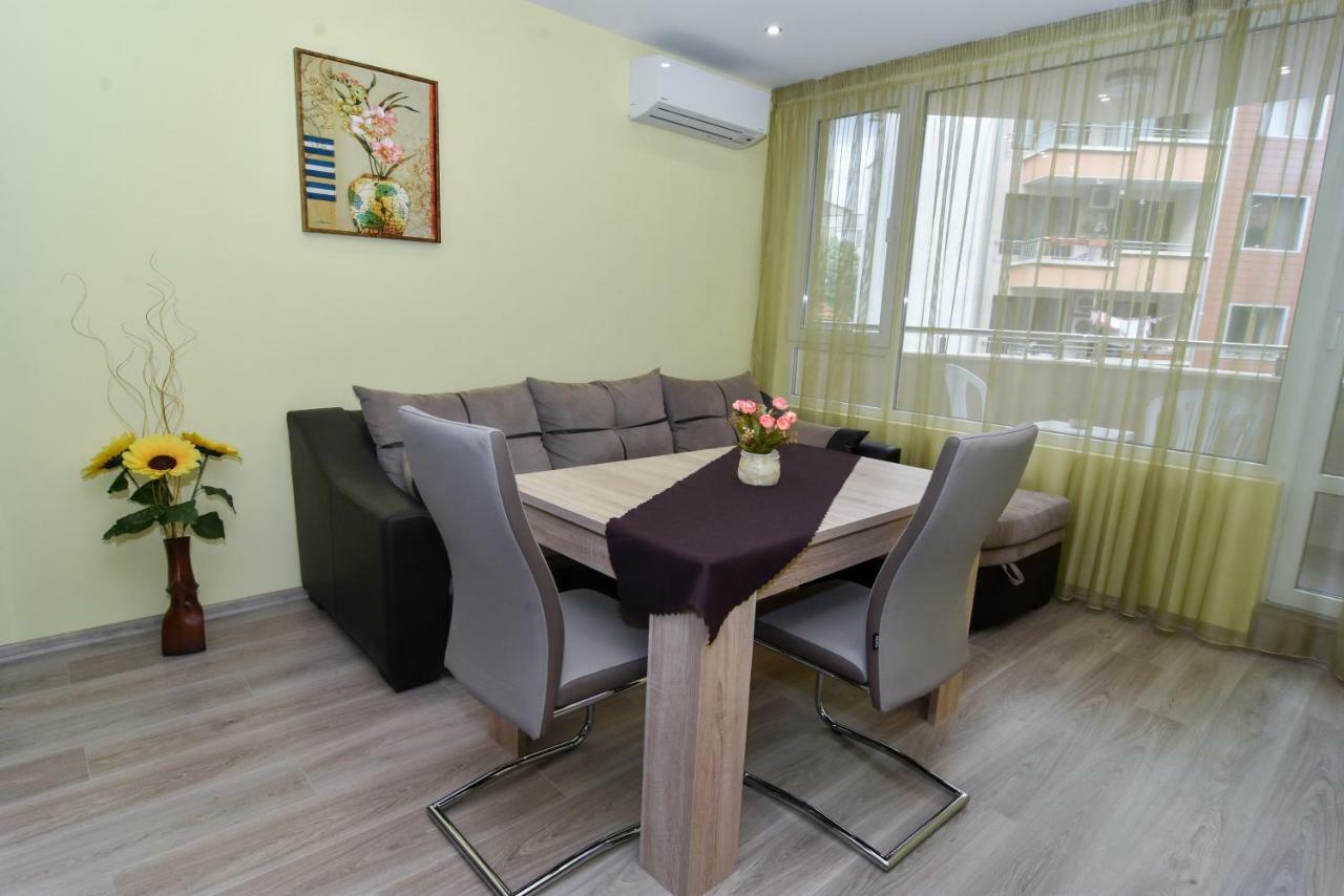 Apartment Deni Burgas Extérieur photo